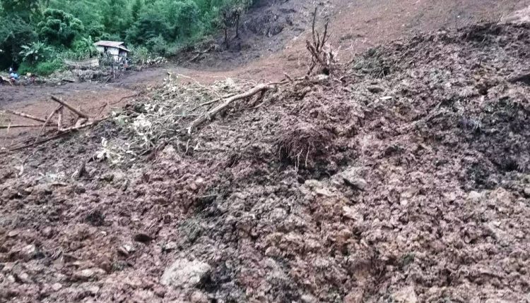 सल्यानमा पहिरोमा पुरिएको अवस्थामा एक वृद्धको शव फेला